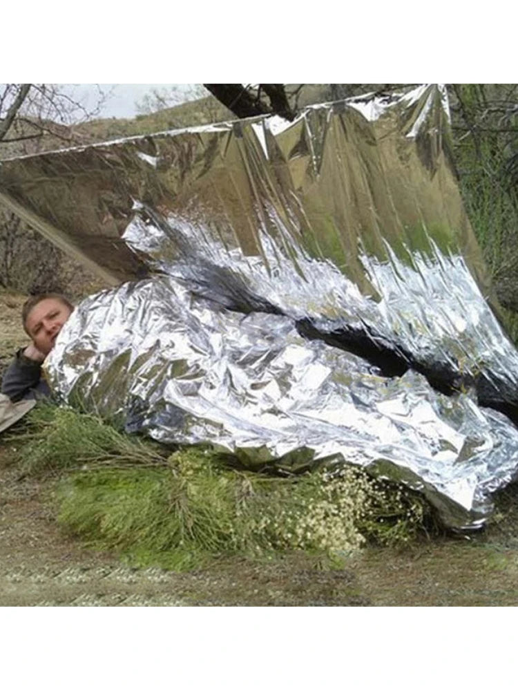 APWIKOGER Waterproof Emergency Thermal Blanket Foil For Outdoors Camping